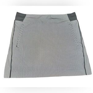 Athleta Brooklyn Textured 16" Summer Skort Size 10 / Medium | Athletic Skirt